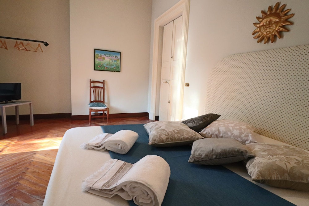 Relais Delle Rose Bed And Breakfast 24/84