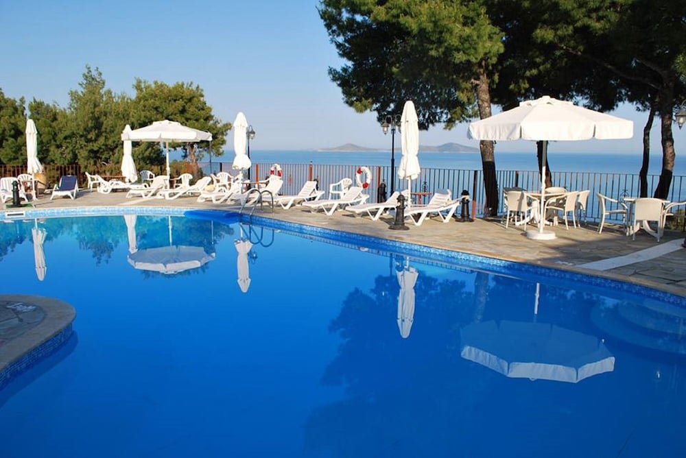 Milia Bay Hotel and Apartments 29/32