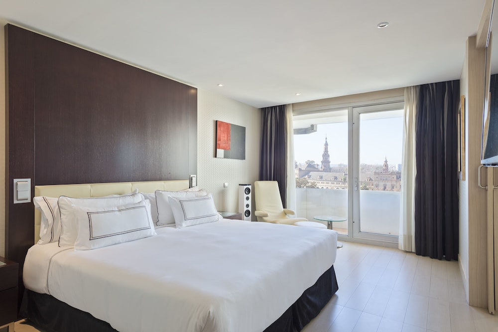 The Level at Melia Sevilla 12/62