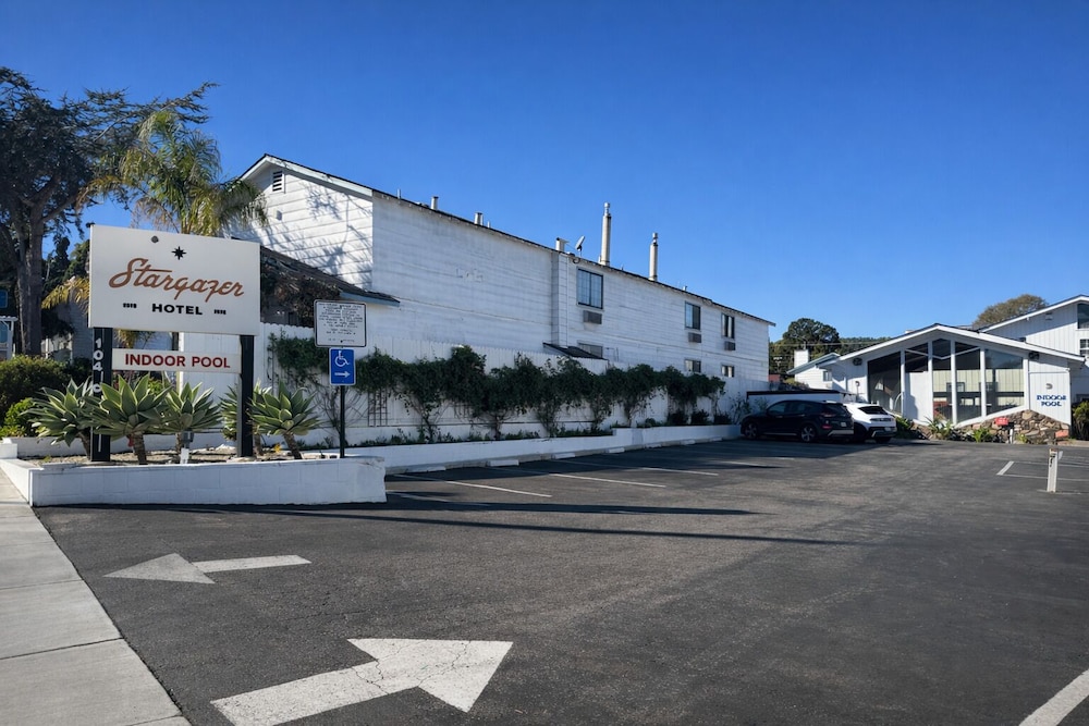 Stargazer Inn And Suites 56/66