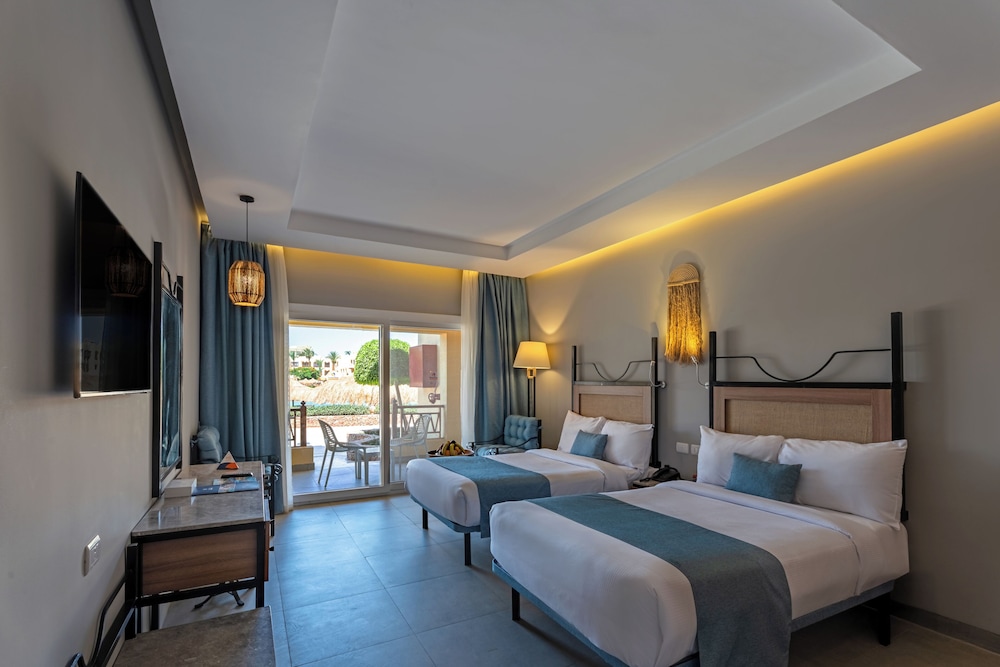 Sunny days Palma De Mirette Resort 8/45