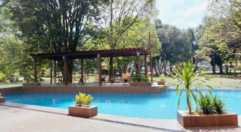 Hotel Grand Baron 50/51