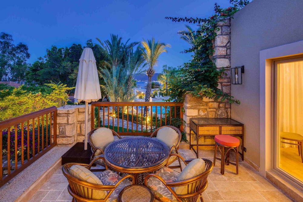 Divan Bodrum 35/58