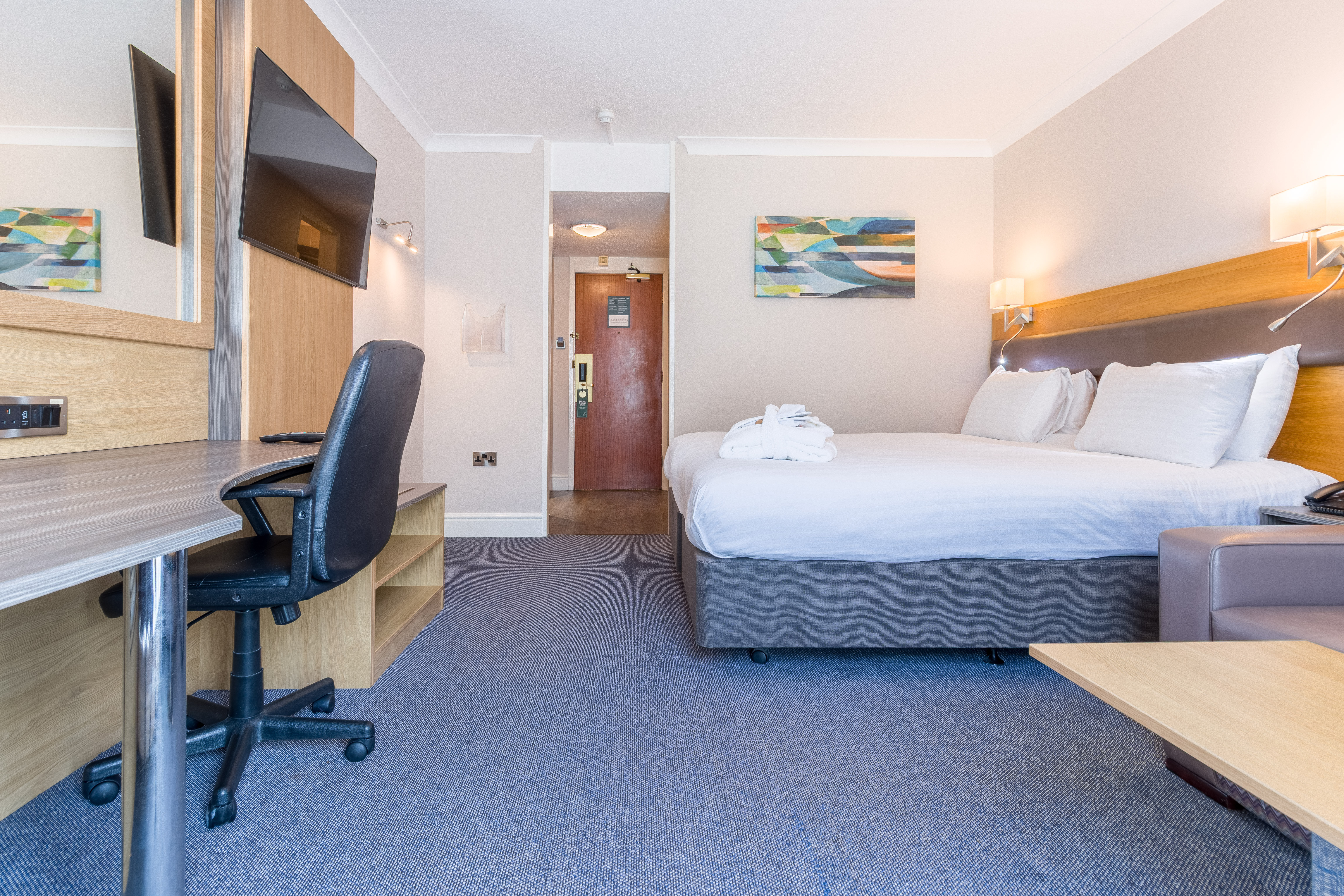 Holiday Inn Newport 10/46