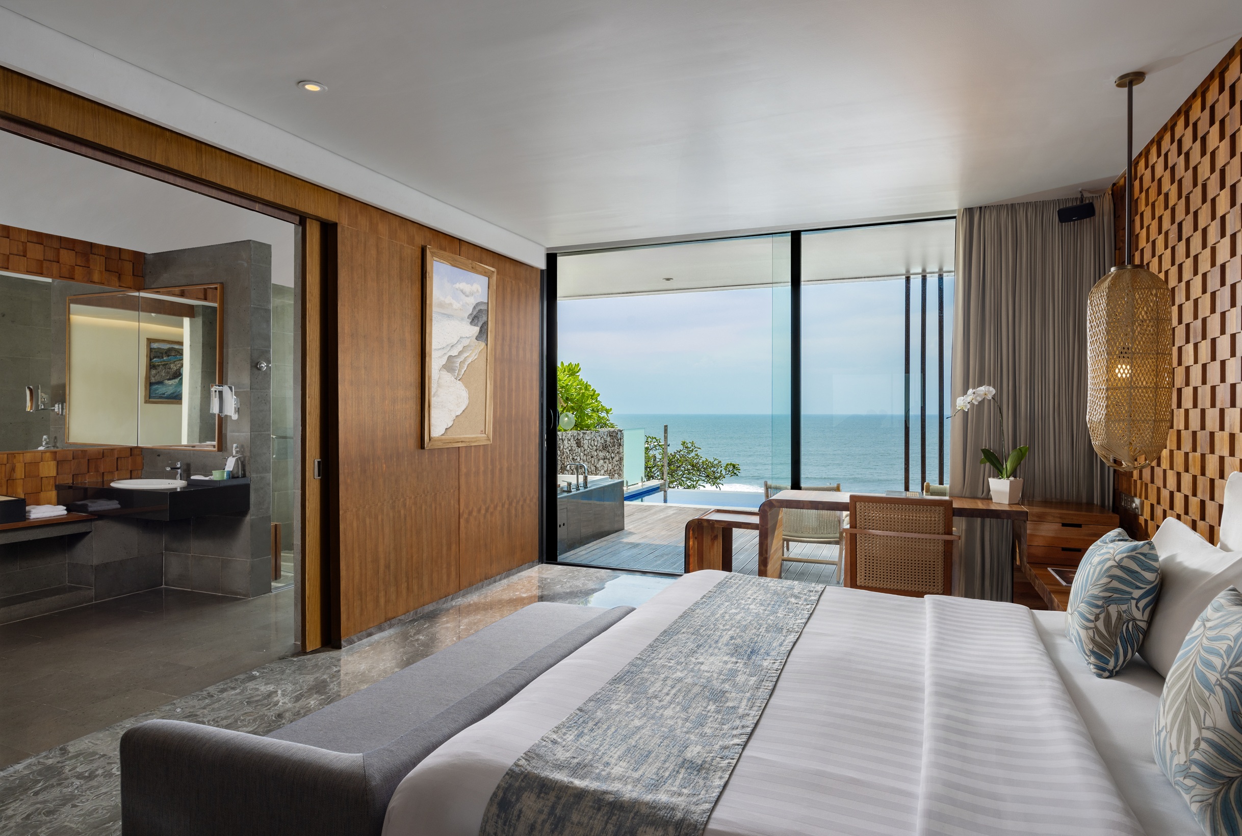 Pool, Ocean Front
