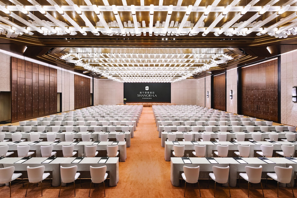 Shangri-La Nanning 39/48
