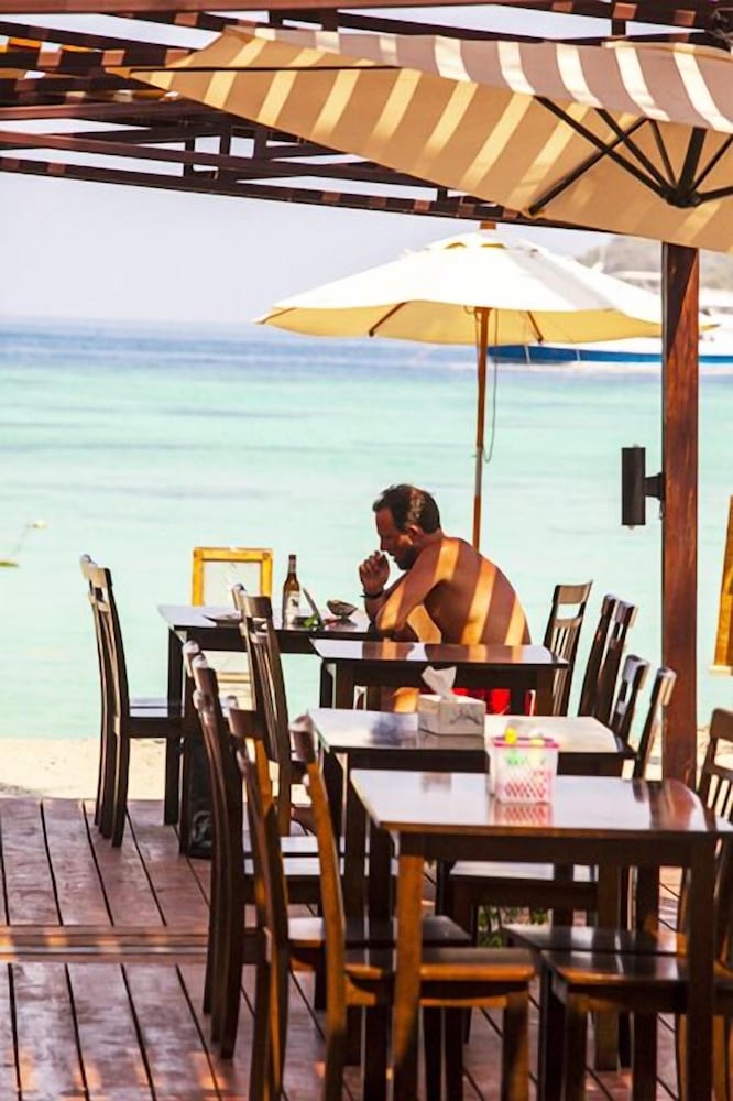 Salisa Resort 52/74