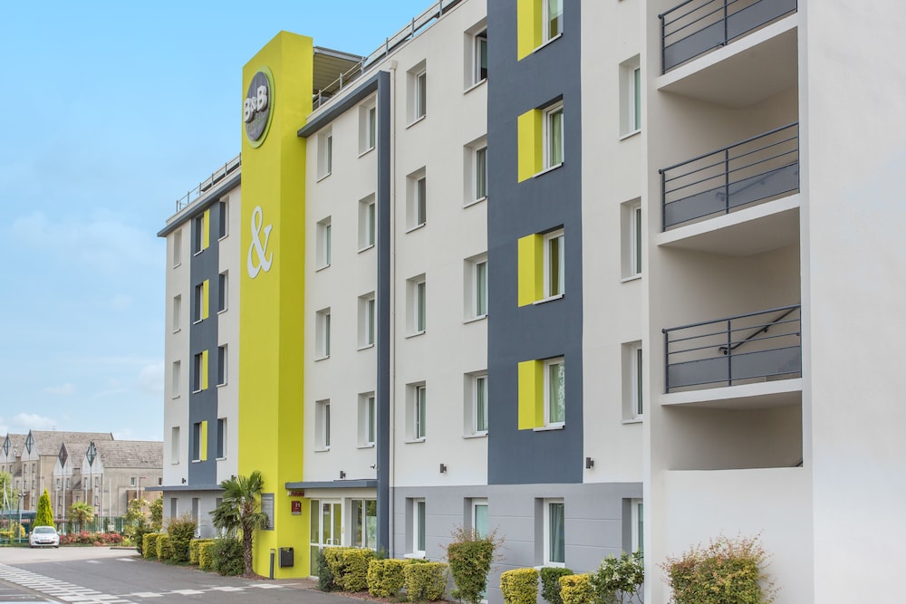 B&B HOTEL Valenciennes Marly in Marly (Nord)
