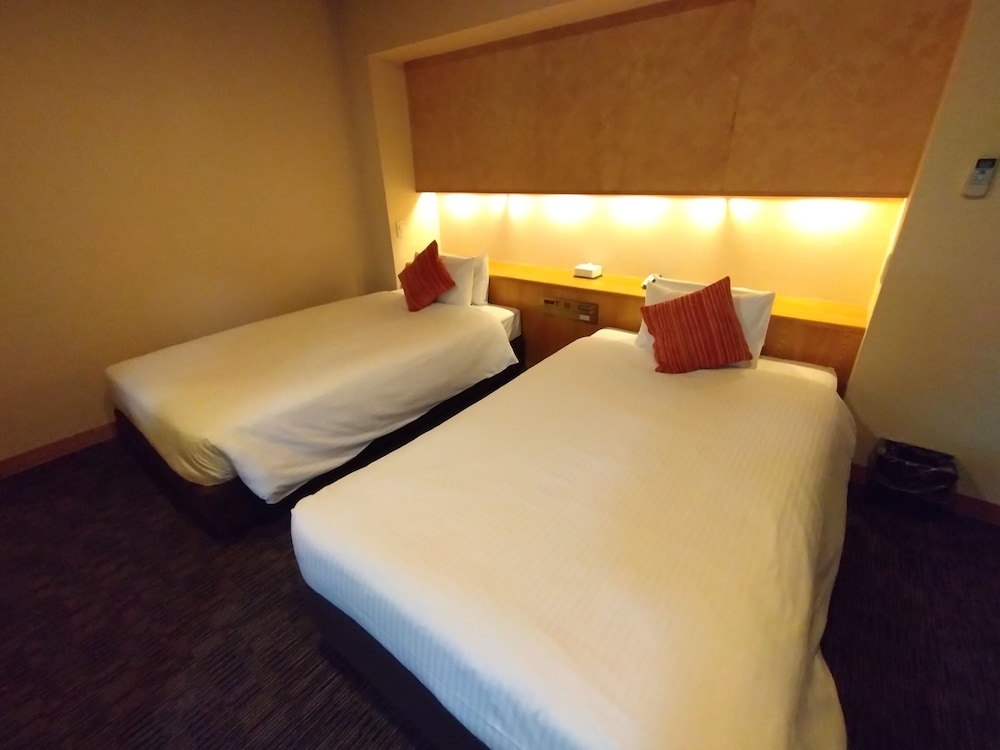 Asakusa Central Hotel 27/67