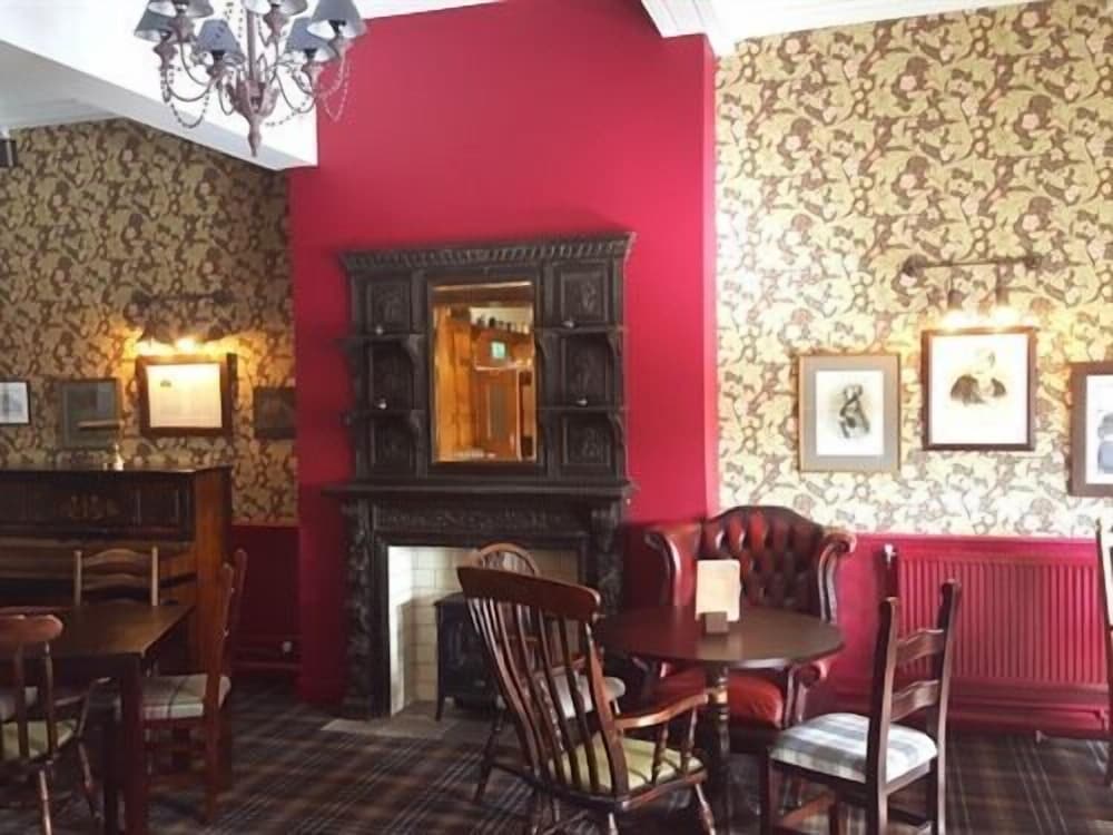 Station Hotel 47/56
