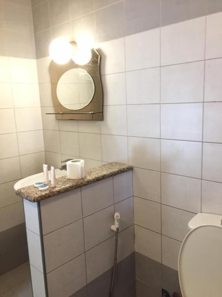 Sami Apartments 50/50