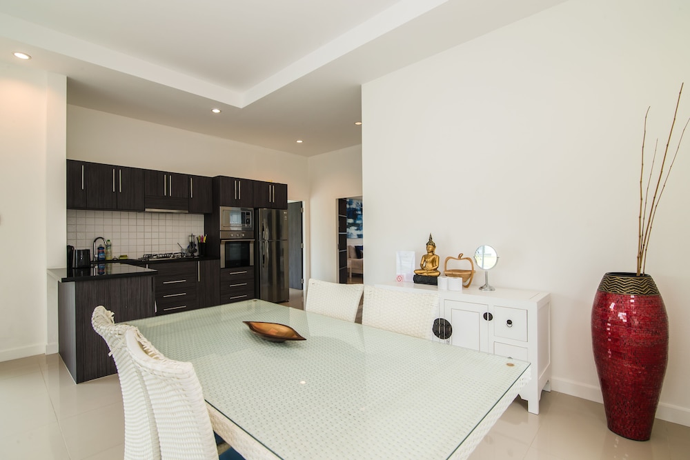 Hua Hin Pool Villa With 4 Bedrooms L27 20/50