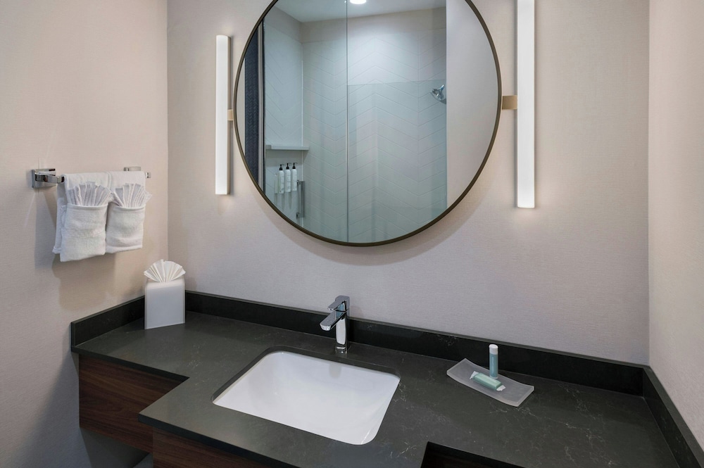 Fairfield Inn Suites By Marriott Somerset 36/40