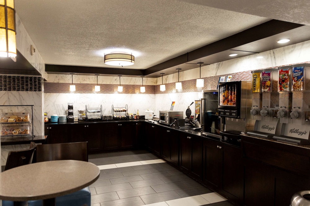 Best Western Executive Inn Battle Creek 15/46