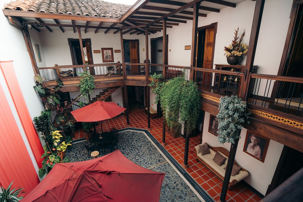 Casa Lola Hotel Boutique 42/59