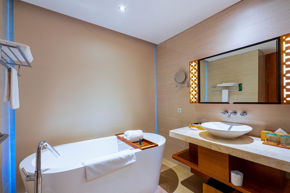 Vouk Hotel And Suites 24/71