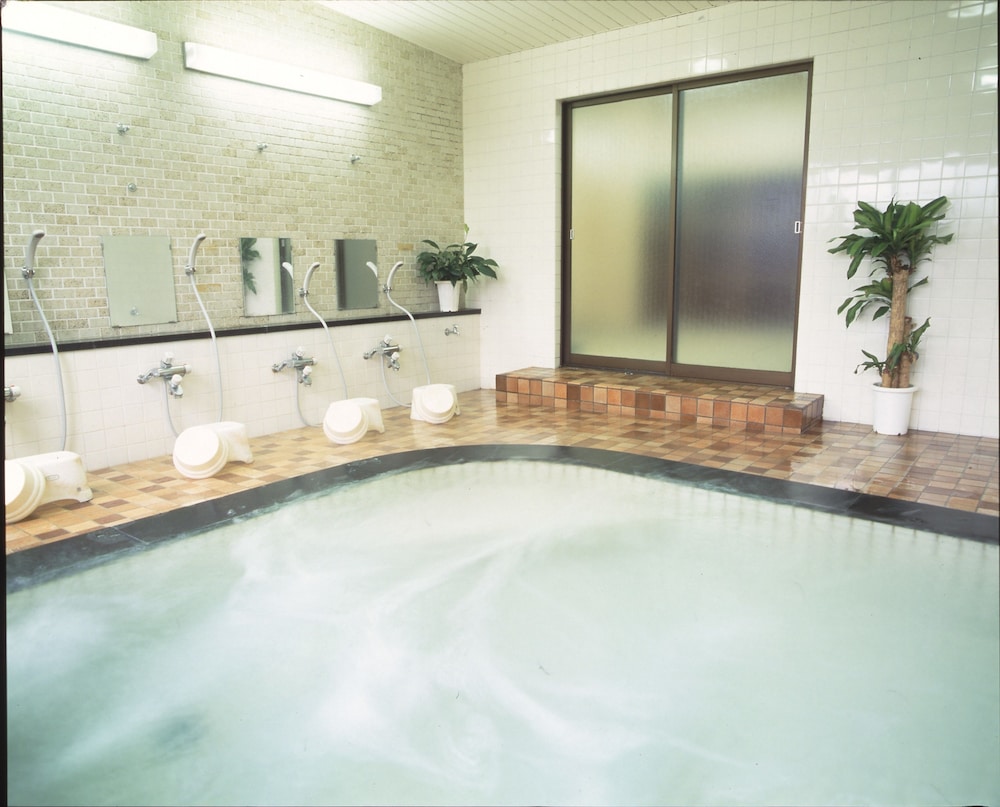 Yamani Ryokan 2/16