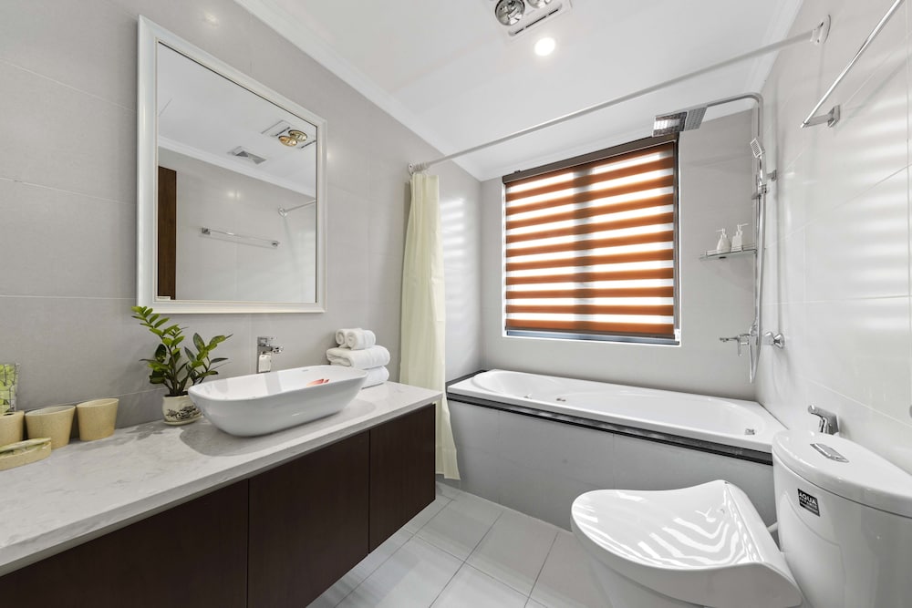 Newsky Serviced Apartment 27/28