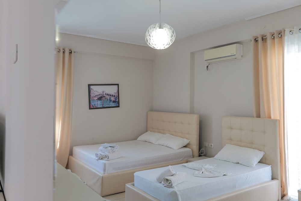Hotel Sunrays 14/62