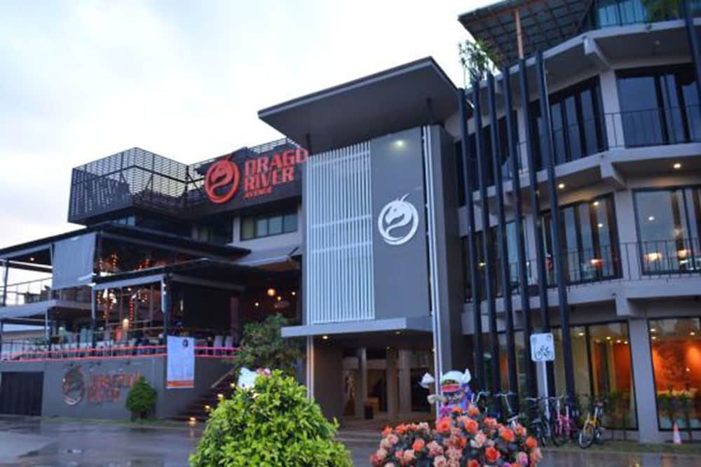 Dragon River Avenue Hotel 5/40