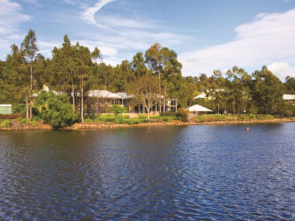 Avani Cypress Lakes Resort 47/50