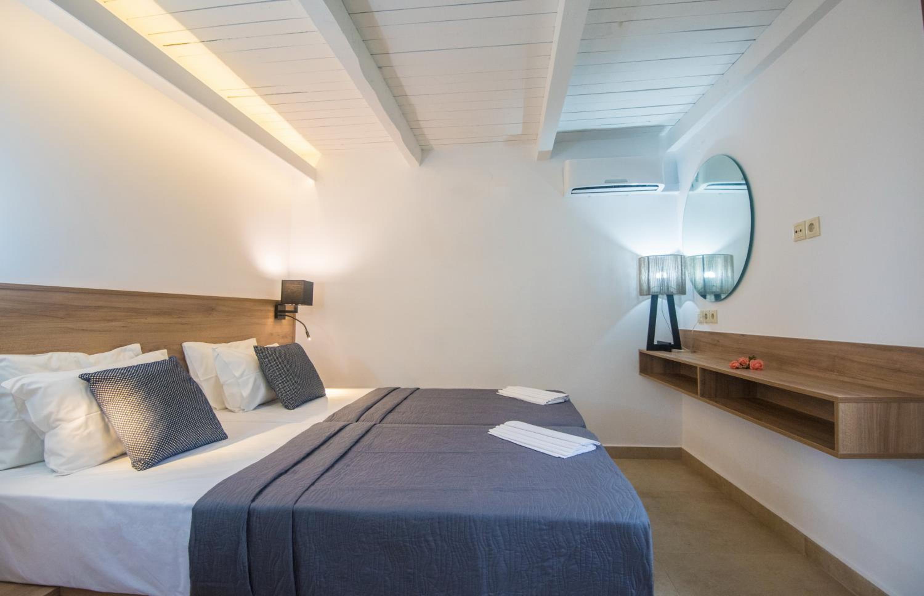 2 Bedrooms, Superior, Apartment