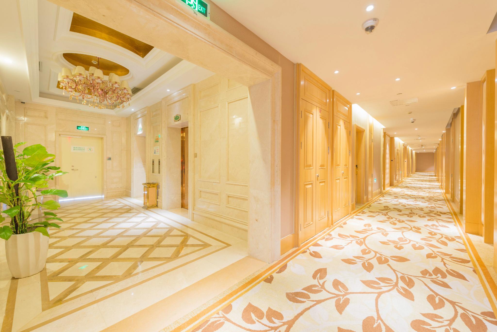 Vienna Hotel (Shanghai Waigaoqiao Free Trade Zone) 14/38