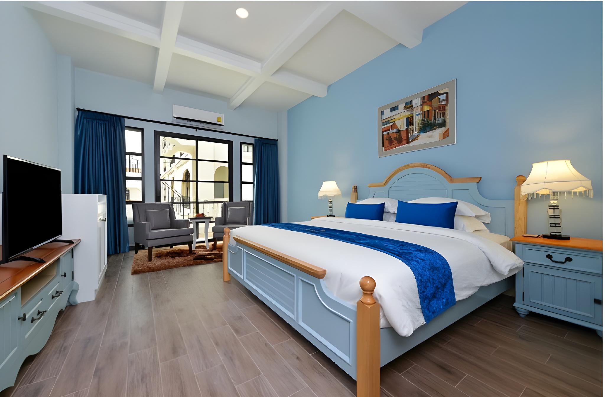 Deluxe, Double Bed, Mountain View