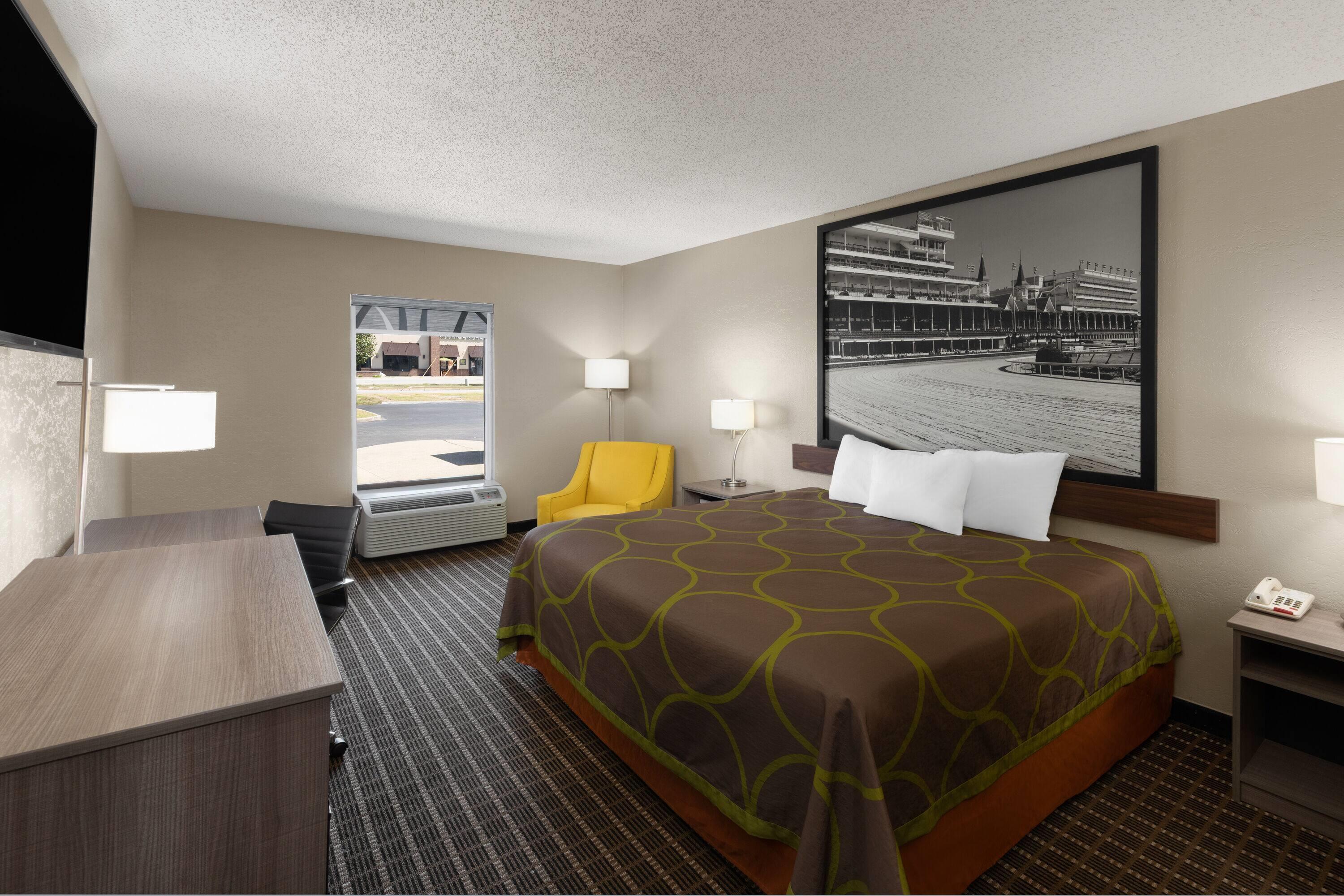 Deluxe, King Bed