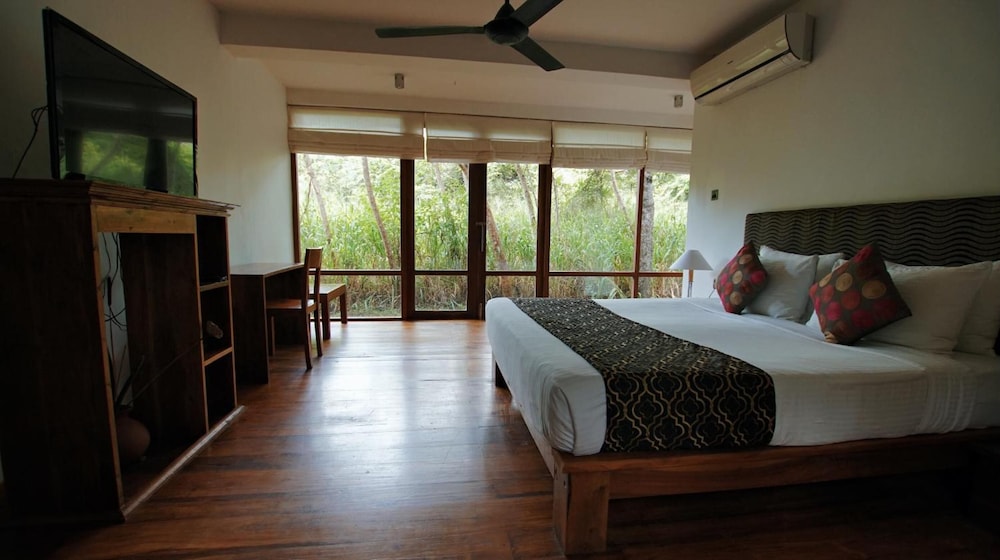 Wild Grass Nature Resort 7/50