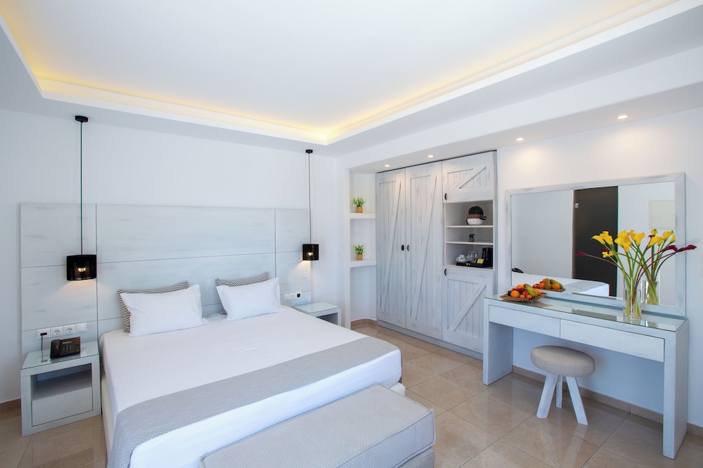 Tropicana Hotel 19/50