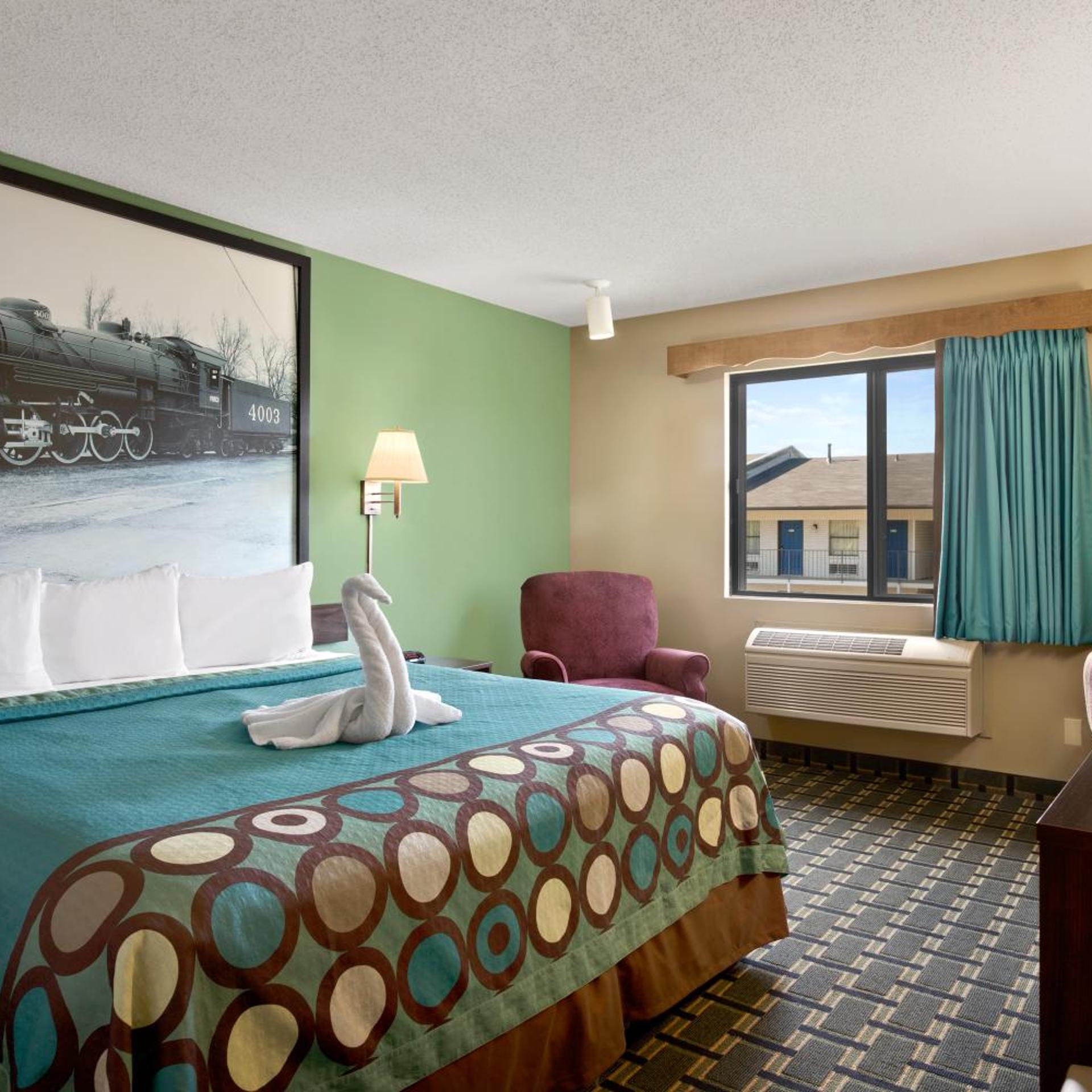 Super 8 By Wyndham Russellville 14/26