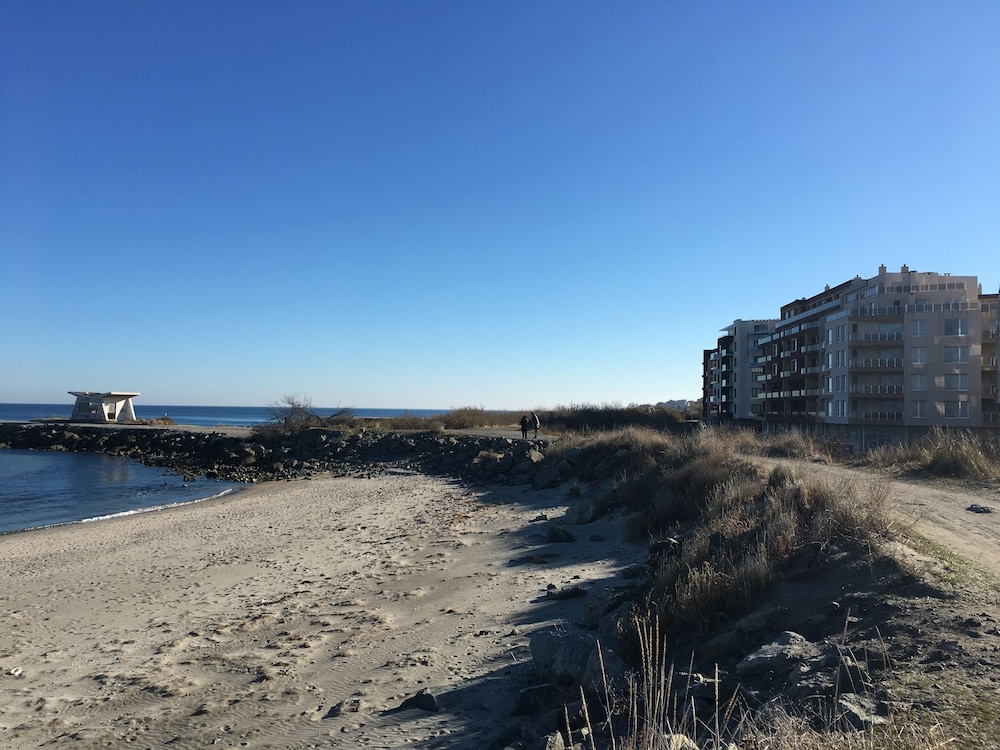 Dune Boutique Hotel 57/67