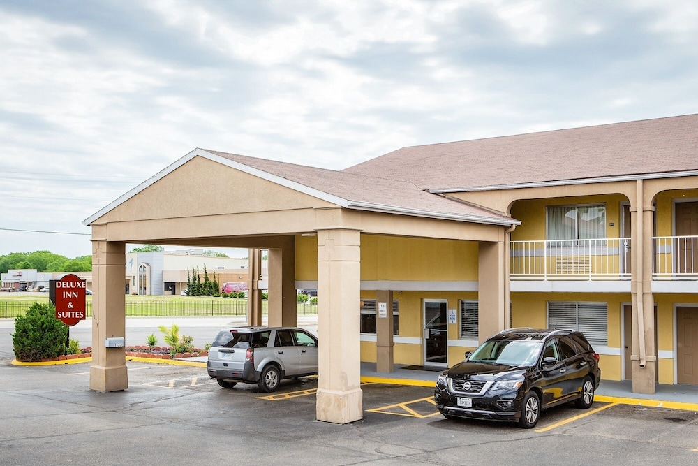 Super 8 By Wyndham Junction City secondary