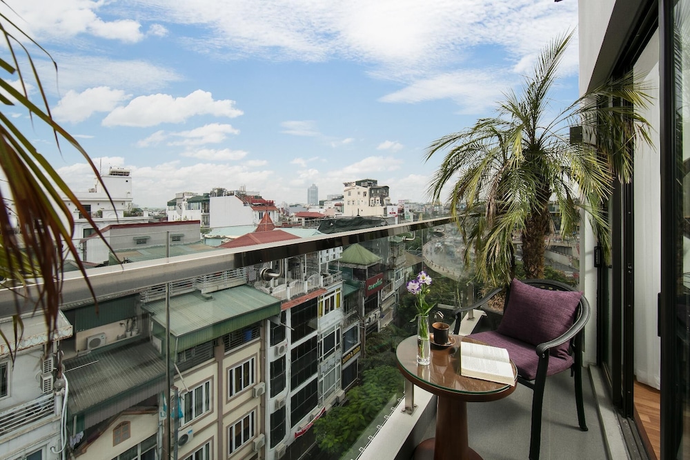 Hanoi Fiesta Hotel & Spa 2/42