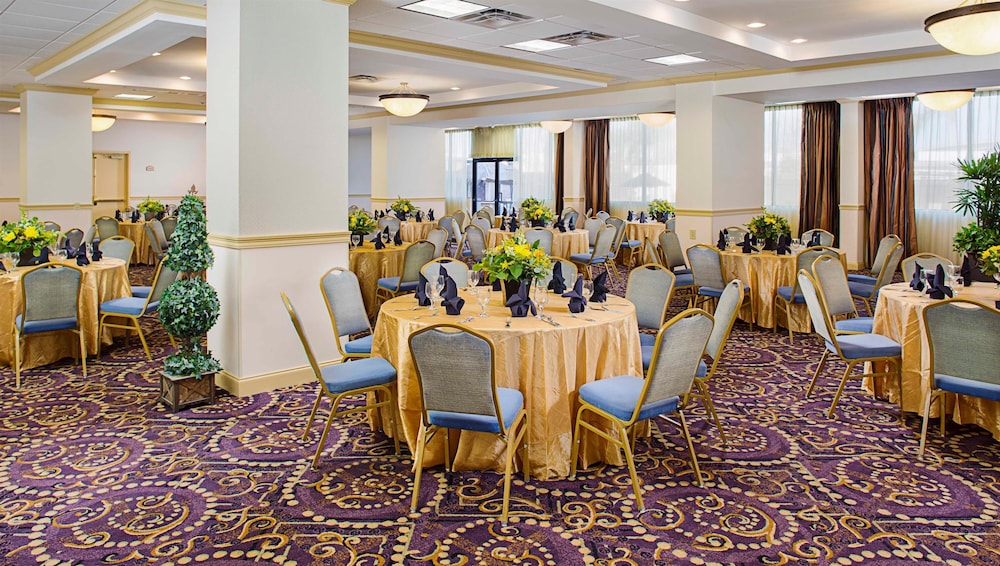 Doubletree By Hilton New Orleans Airport 46/58