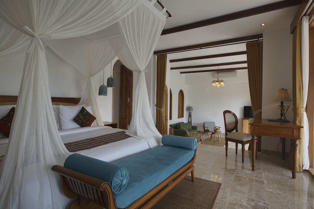 Motama Villa 8/50