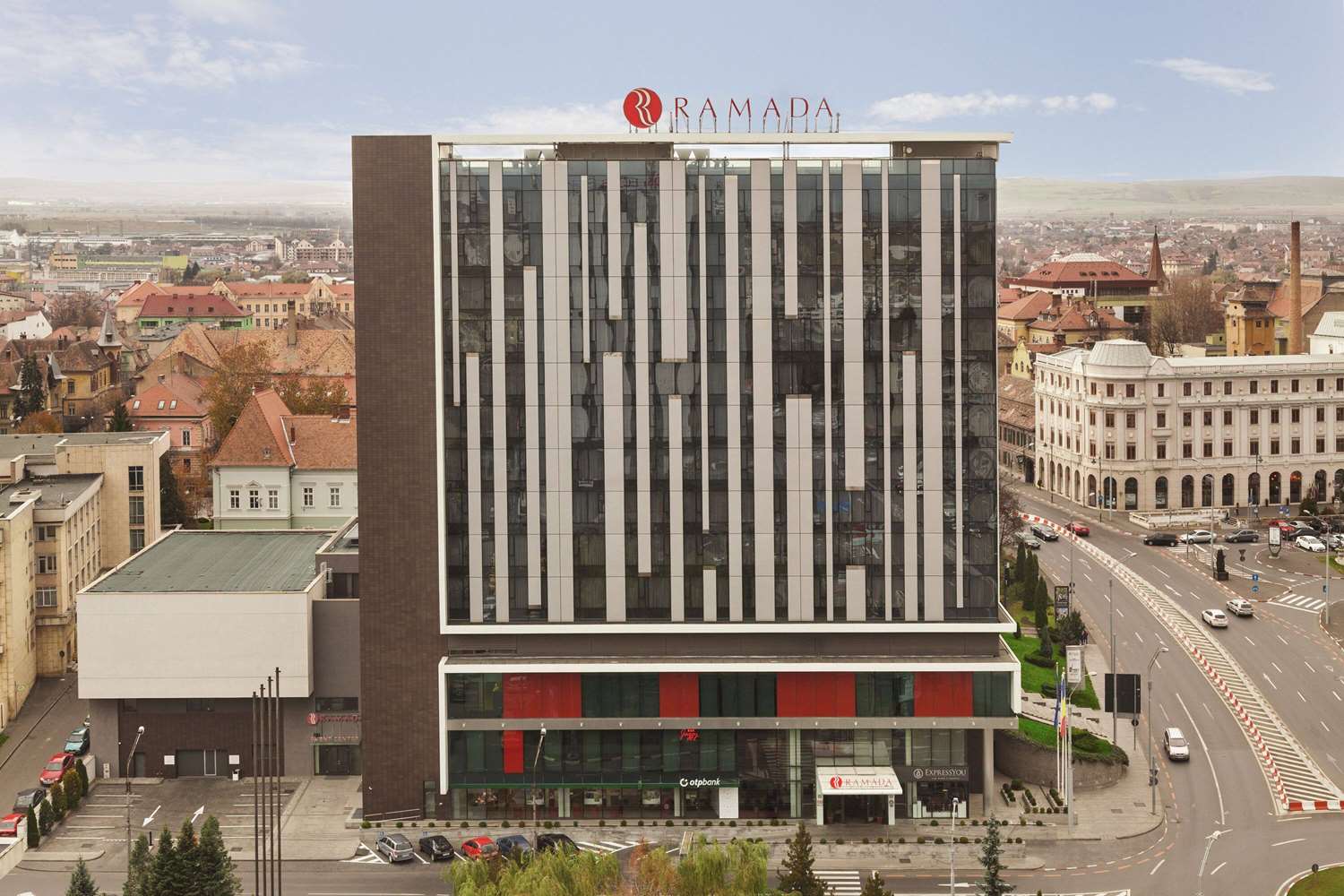 Ramada by Wyndham Sibiu 1/17