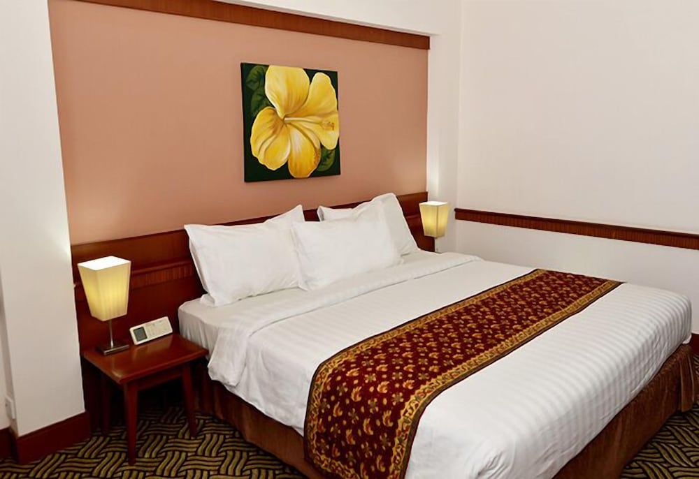 Abadi Suite Hotel and Tower 12/27