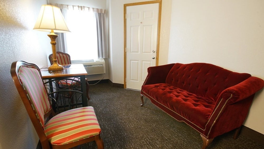 Hotel Grand Victorian 15/35