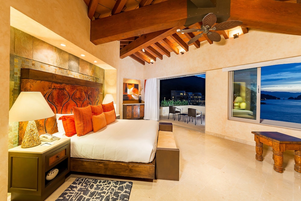 PENTHOUSE, OCEAN FRONT