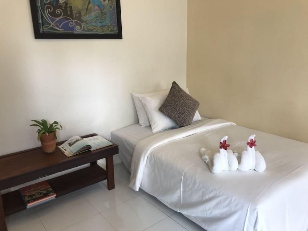 Baan Suan Rim Klong 24/63