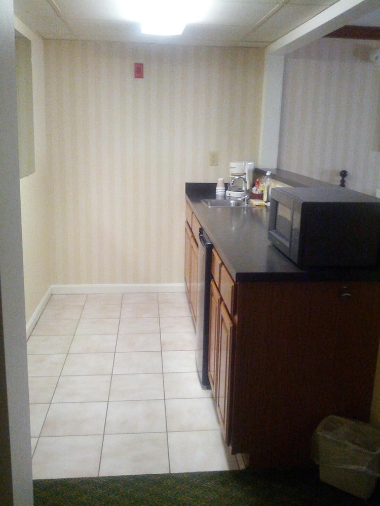 Fairbanks Inn 7/33
