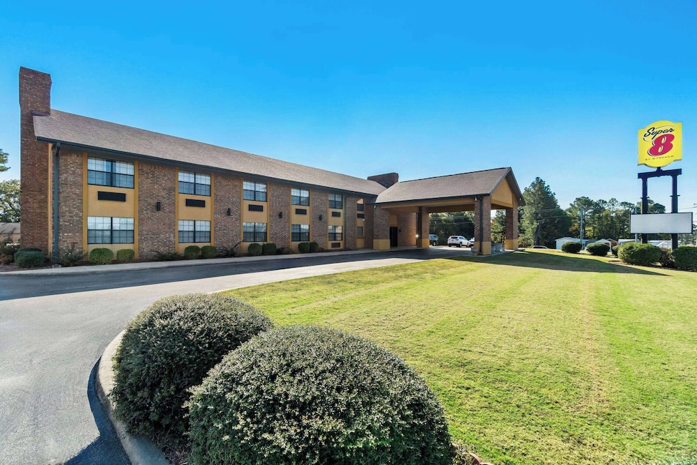 Super 8 by Wyndham Paragould 34/50