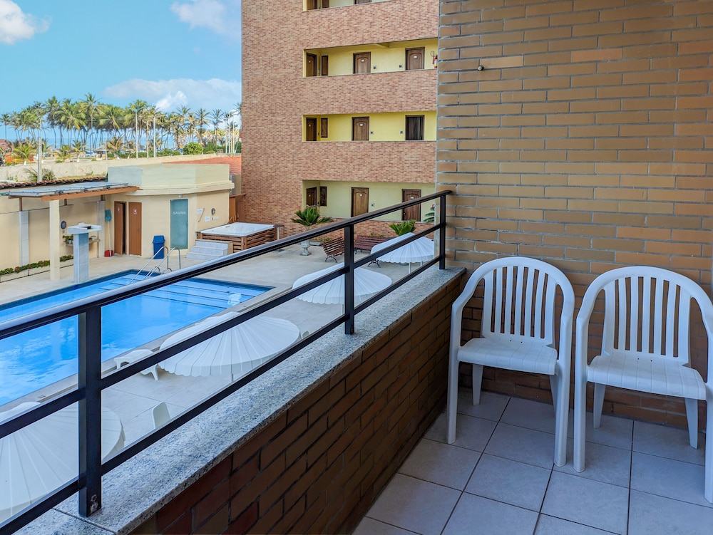 Golden Beach Hotel 53/86