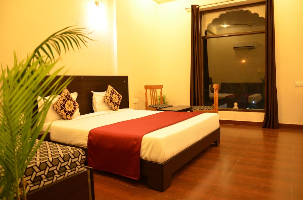 Ranthambhore National Resort 19/73