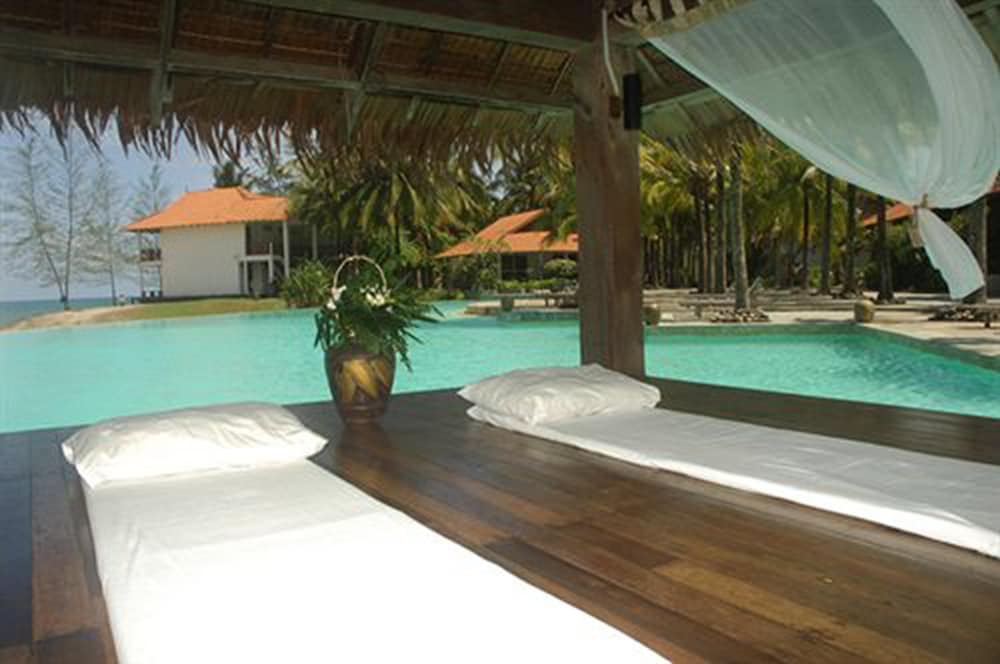 Sutra Beach Resort Spa 21/53