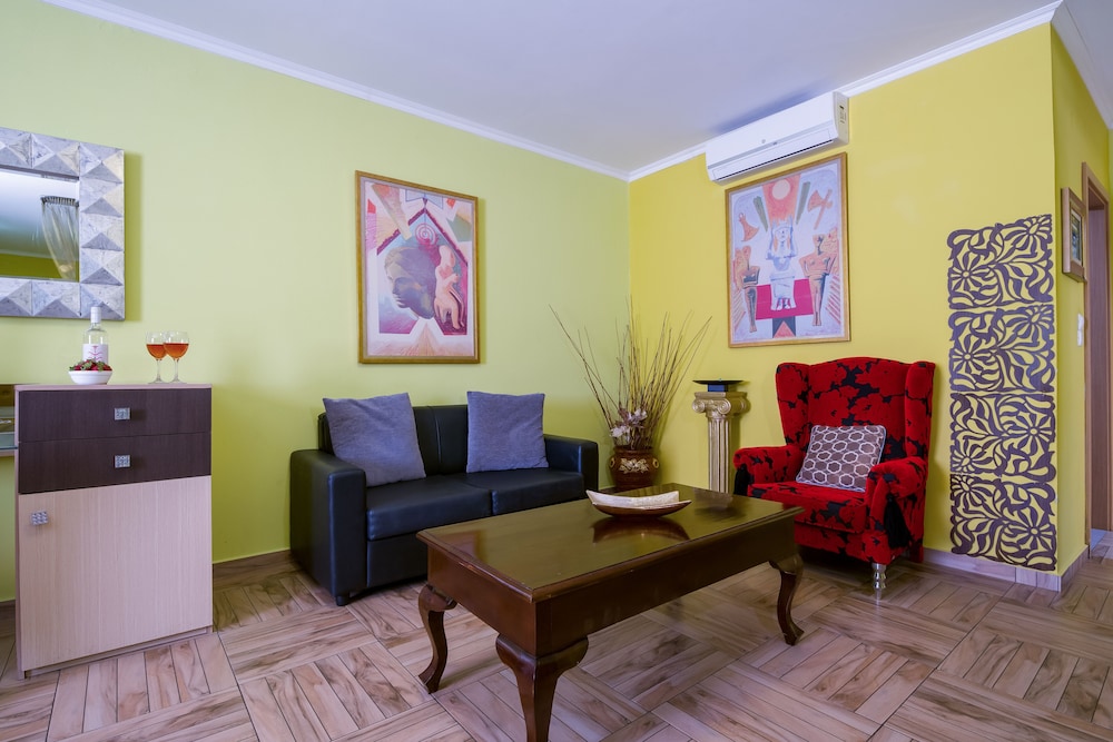 Paradice Hotel Luxury Suites 36/50