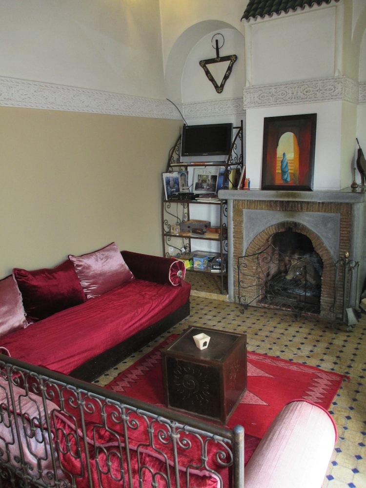 Riad Attarine 24/44