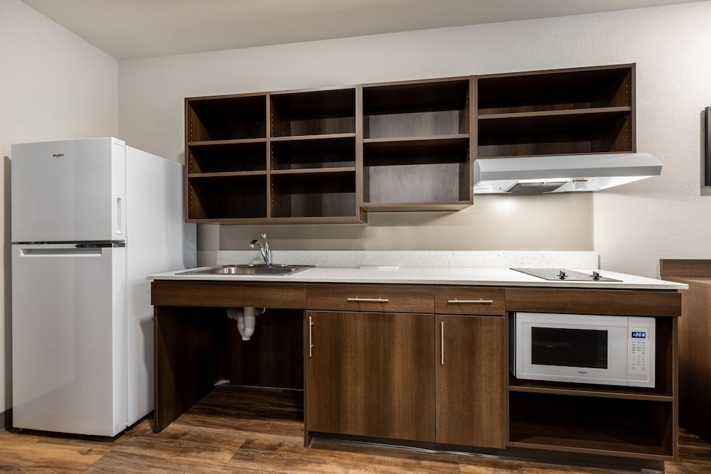 WoodSpring Suites South Brunswick - Princeton 12/15